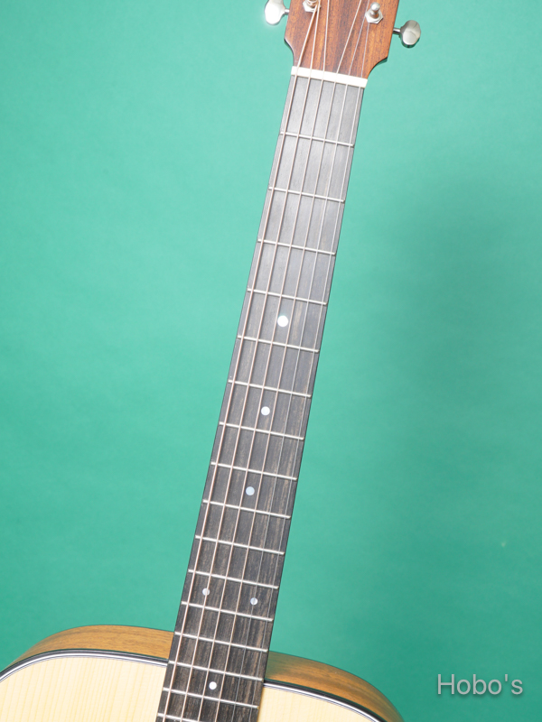 Cirrus Guitar (M.J.Franks) CD-18 3