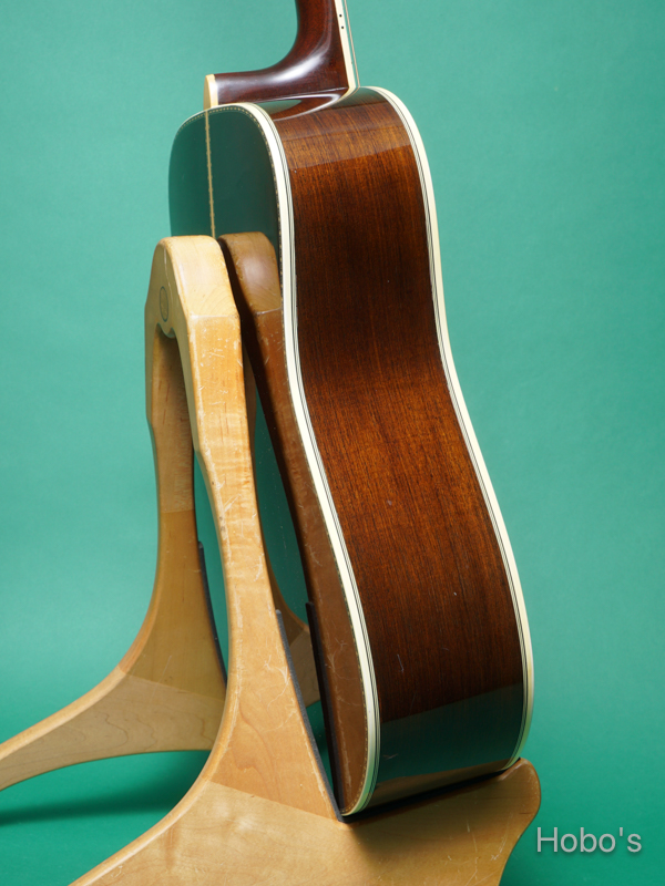 YAMAHA L-10 7