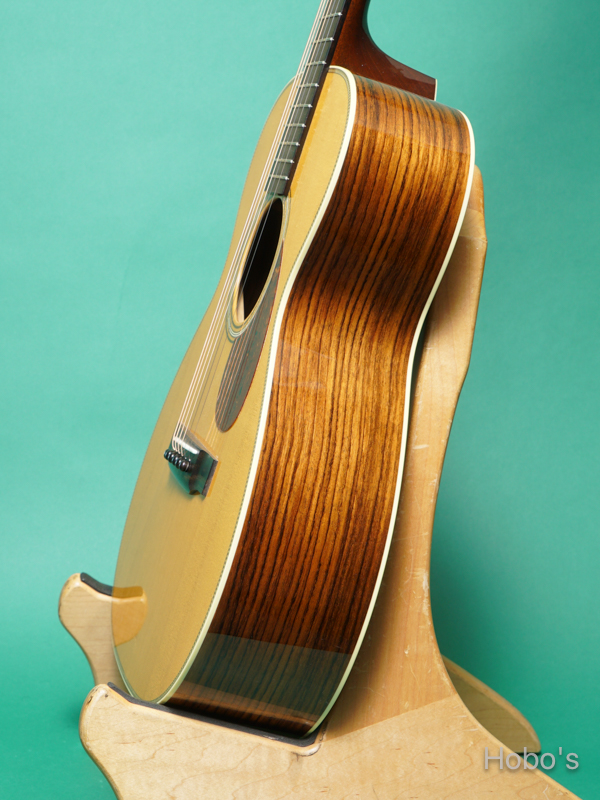 COLLINGS O-2H G Custom 8