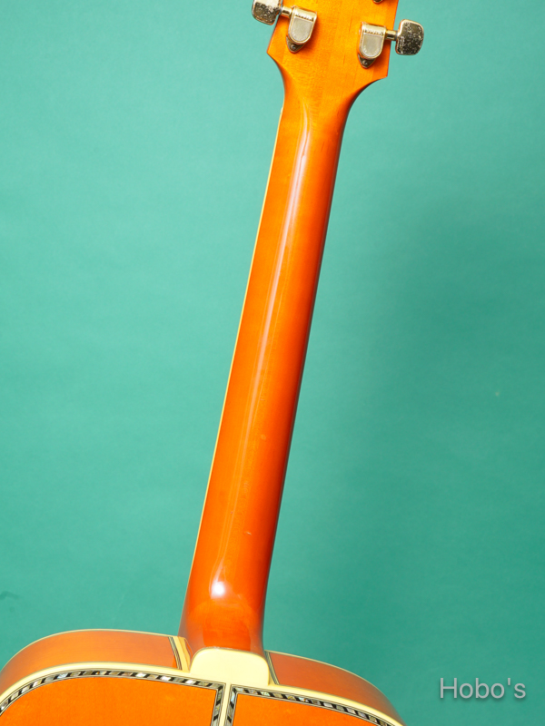 YAMAHA L-54 Custom 4