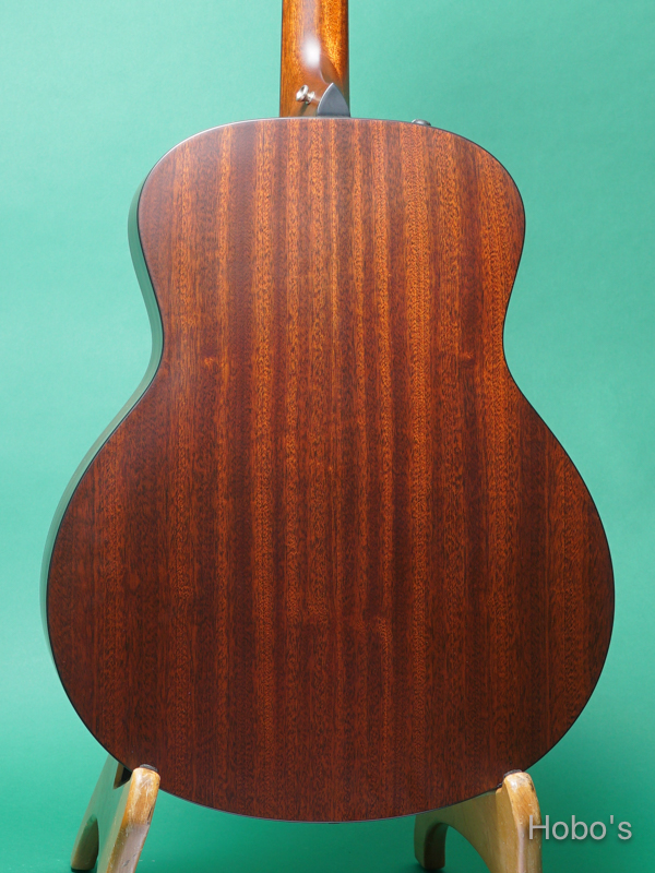TAYLOR 326ce Baritone-8 LTD 6