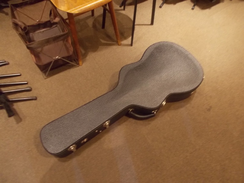 Bourgeois OO Country Boy CASE